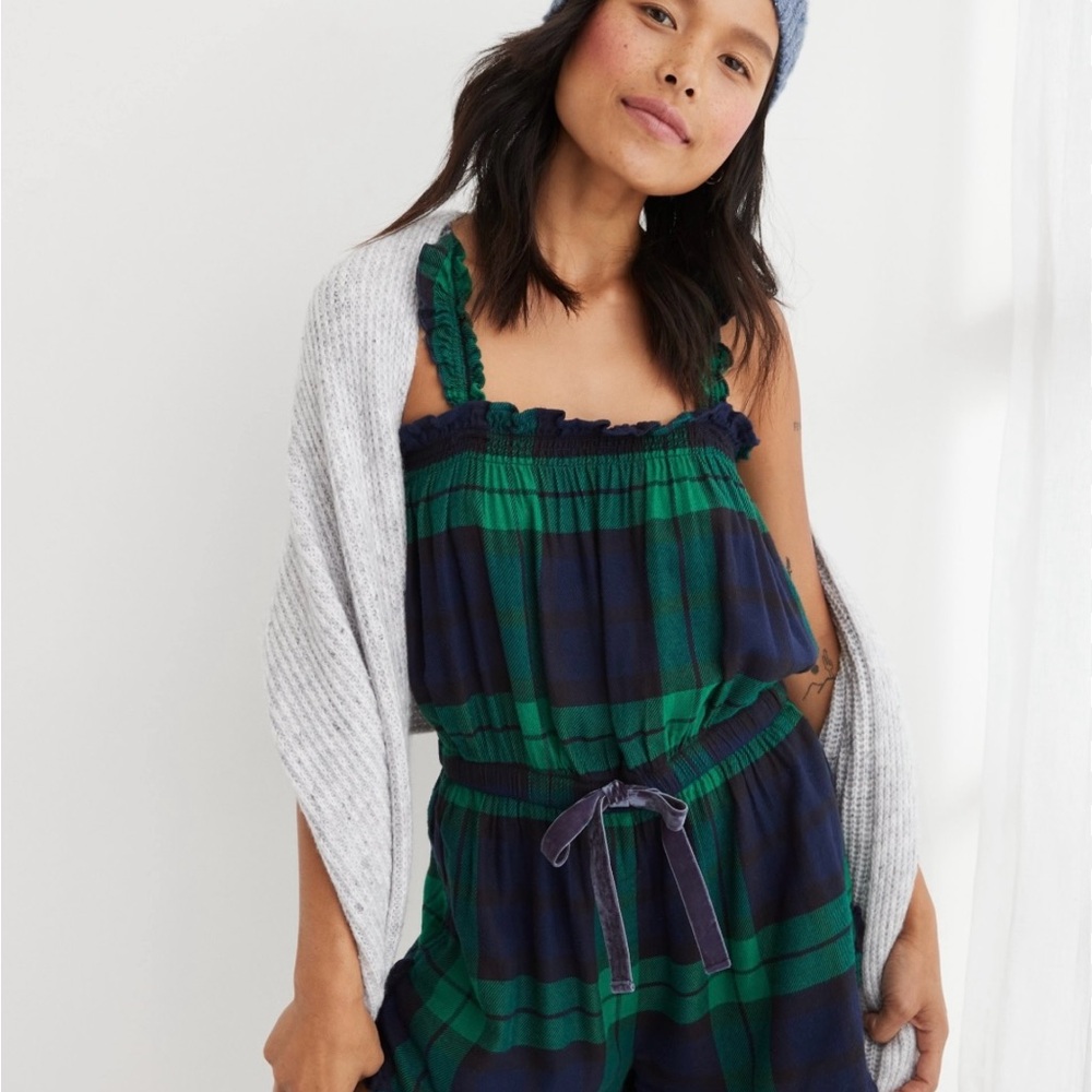 Aerie | Green Flannel Romper Sleepwear - Picture 2 of 2